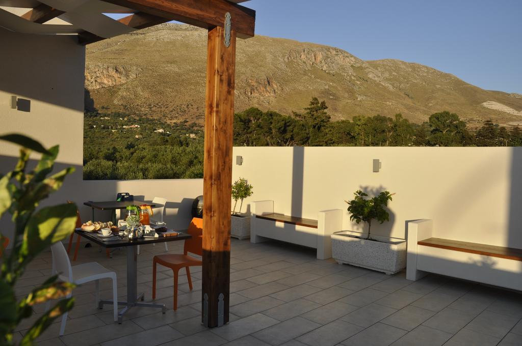 B&B Il Sole Castelluzzo Luaran gambar